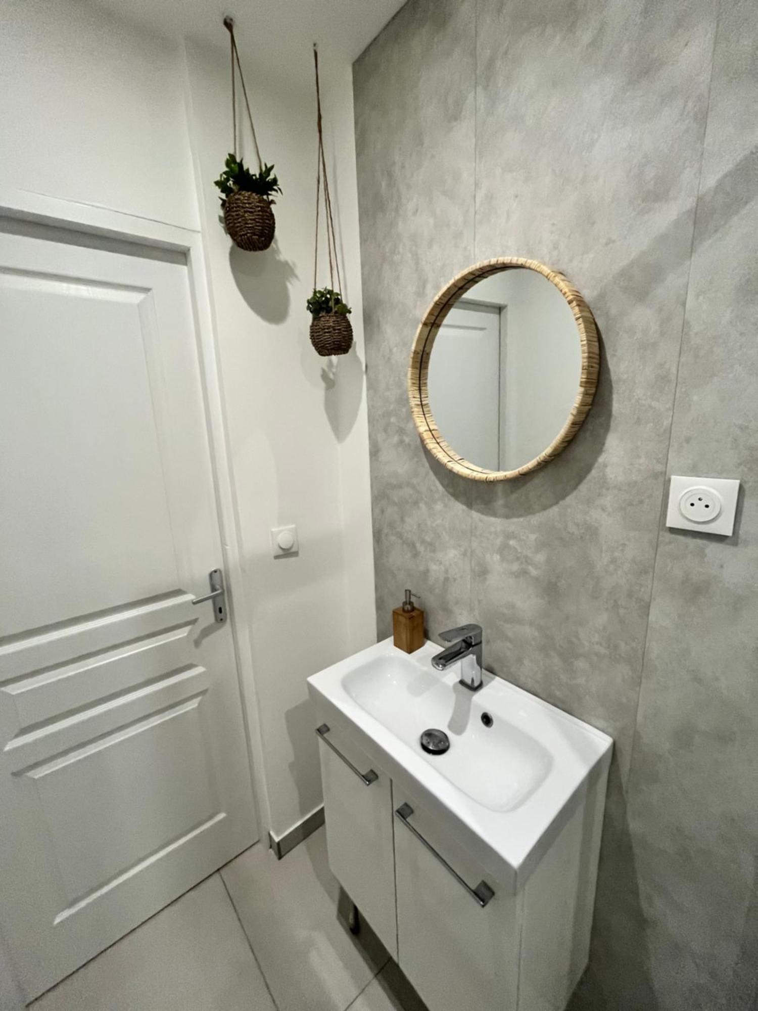 Les Appartements D'Ostende Calais Exterior foto